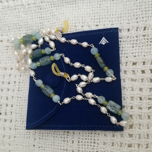 Silpada Sunglass Chain - Picture 7 of 10